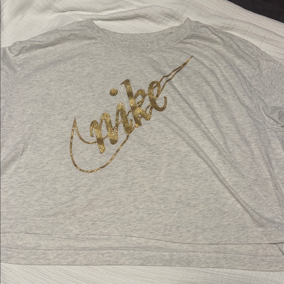 Nike Gray Crop T-Shirt with Gold Logo - Picture 1 of 1